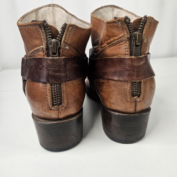 Freebird by Steven Phlow Size 10 Brown Two Tone Leather Ankle Heeled Booties Zip - Picture 2 of 12